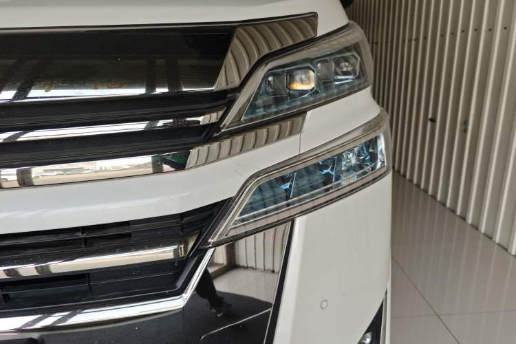 Used Toyota Vellfire 2019 Dual-Engine 2.5L HV Luxury Edition Left Front Headlight