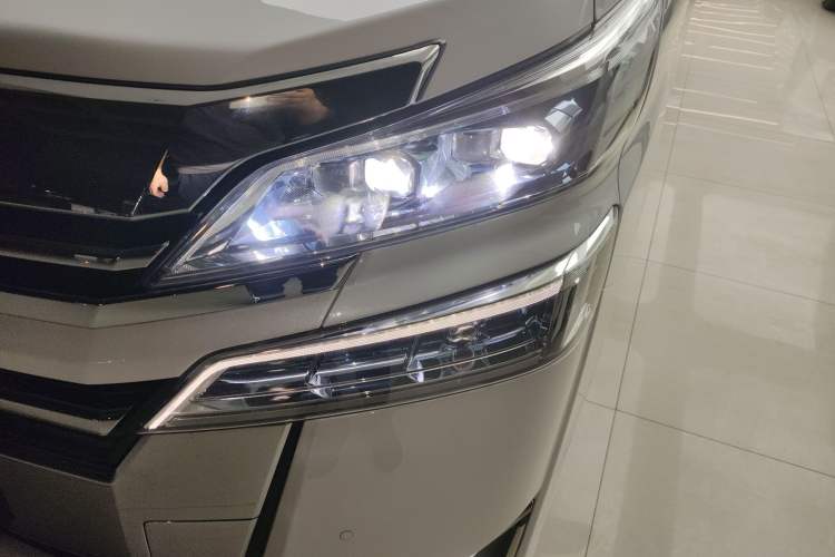 Used Toyota Vellfire 2019 Dual-Engine 2.5L HV Prestige Edition Left Front Headlight