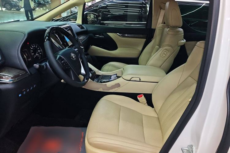Used Toyota Vellfire 2019 Dual-Engine 2.5L HV Prestige Edition Left Front Seat