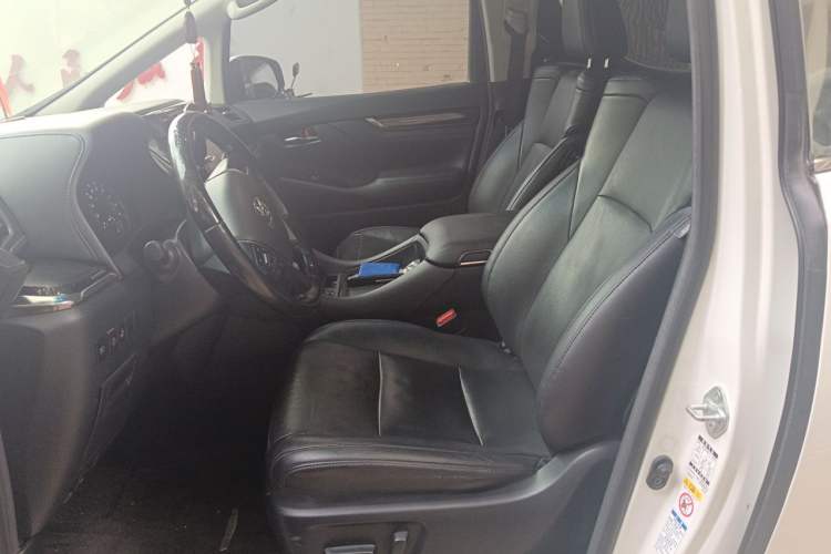 Used Toyota Vellfire 2019 Dual-Engine 2.5L HV Luxury Edition Left Front Seat