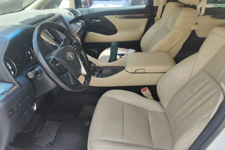 Used Toyota Vellfire 2019 Dual-Engine 2.5L HV Prestige Edition Left Front Seat