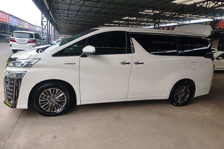 Used Toyota Vellfire 2019 Dual-Engine 2.5L HV Luxury Edition Left Side
