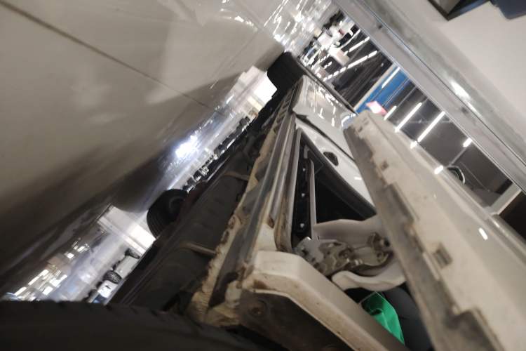 Used Toyota Vellfire 2019 Dual-Engine 2.5L HV Luxury Edition Left Side Sill