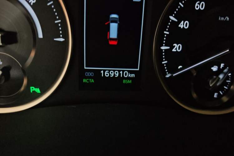Used Toyota Vellfire 2019 Dual-Engine 2.5L HV Prestige Edition Odometer Close Up
