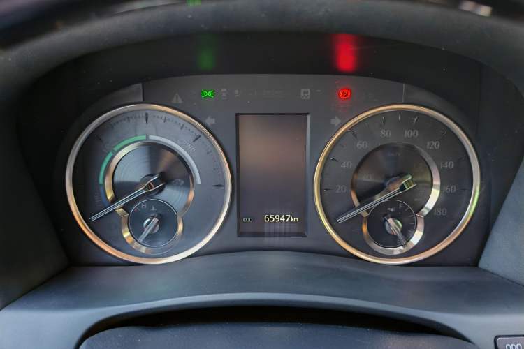 Used Toyota Vellfire 2019 Dual-Engine 2.5L HV Prestige Edition Odometer Close Up