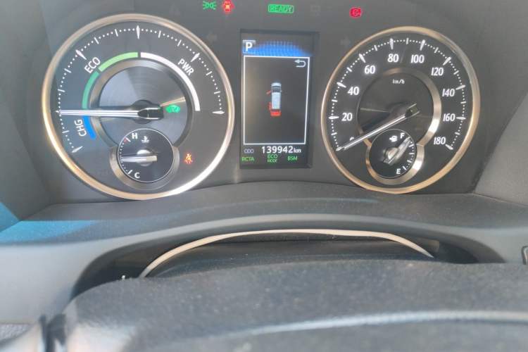 Used Toyota Vellfire 2019 Dual-Engine 2.5L HV Prestige Edition Odometer Close Up