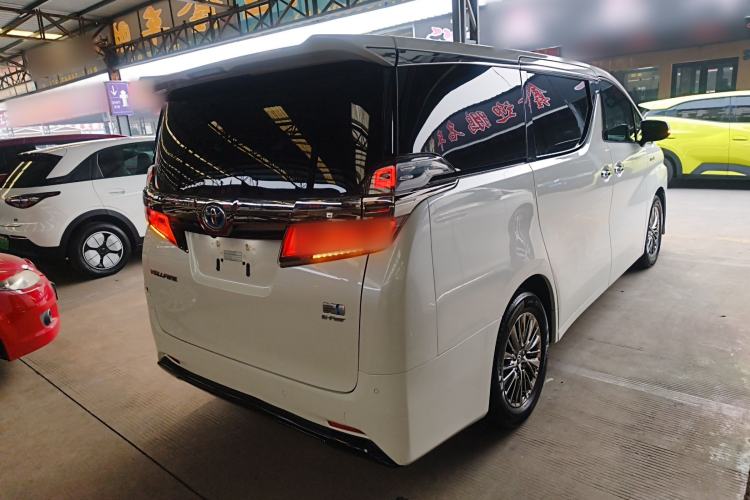 Used Toyota Vellfire 2019 Dual-Engine 2.5L HV Luxury Edition Rear Right 45 Deg