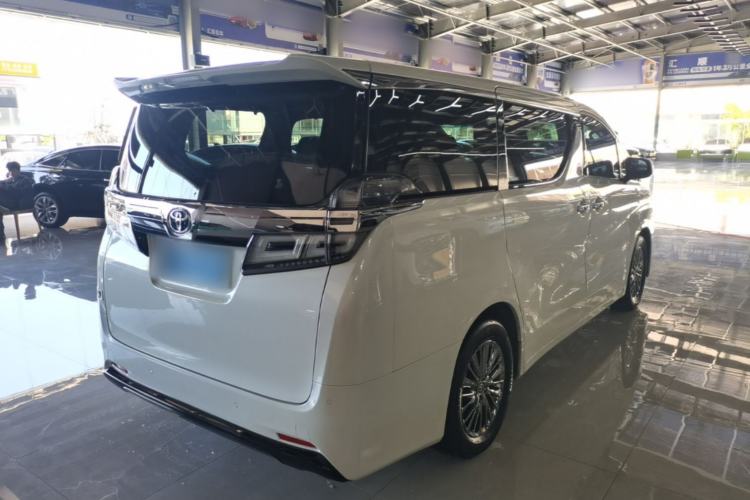 Used Toyota Vellfire 2019 Dual-Engine 2.5L HV Luxury Edition Rear Right 45 Deg