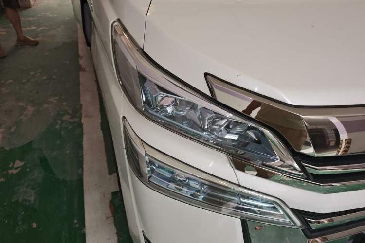Used Toyota Vellfire 2019 Dual-Engine 2.5L HV Prestige Edition Right Front Headlight