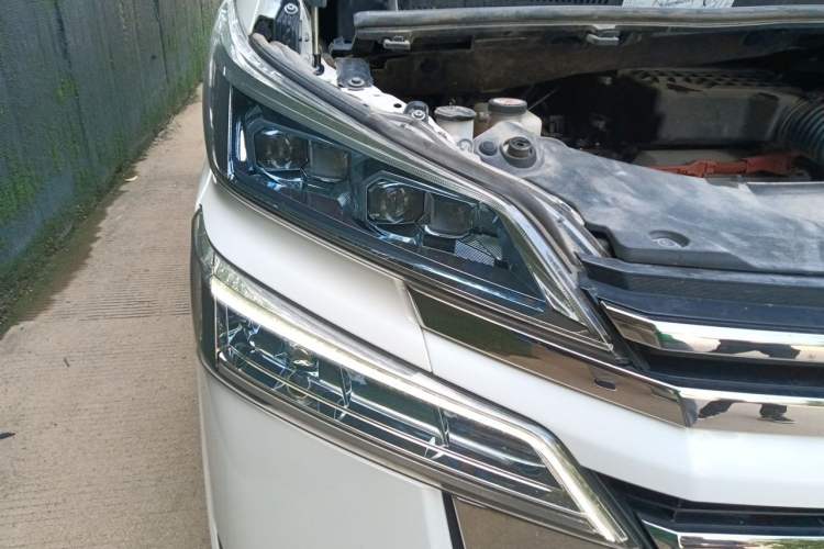 Used Toyota Vellfire 2019 Dual-Engine 2.5L HV Luxury Edition Right Front Headlight