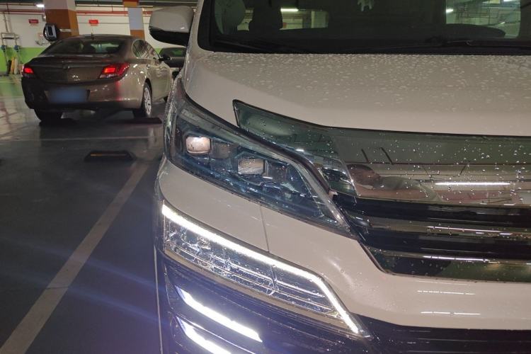 Used Toyota Vellfire 2019 Dual-Engine 2.5L HV Luxury Edition Right Front Headlight