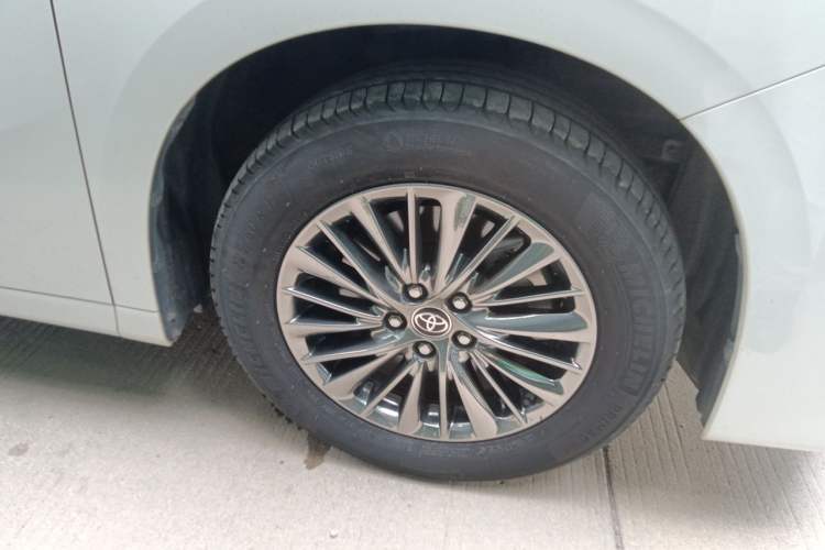 Used Toyota Vellfire 2019 Dual-Engine 2.5L HV Luxury Edition Right Front Wheel Hub
