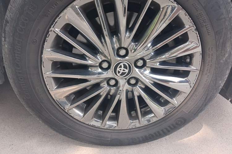 Used Toyota Vellfire 2019 Dual-Engine 2.5L HV Luxury Edition Right Front Wheel Hub