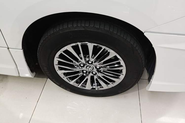 Used Toyota Vellfire 2019 Dual-Engine 2.5L HV Luxury Edition Right Front Wheel Hub