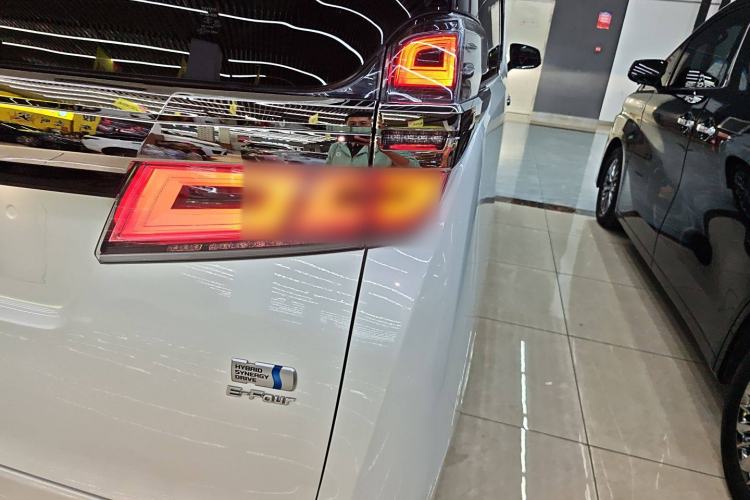 Used Toyota Vellfire 2019 Dual-Engine 2.5L HV Prestige Edition Right Rear Taillight