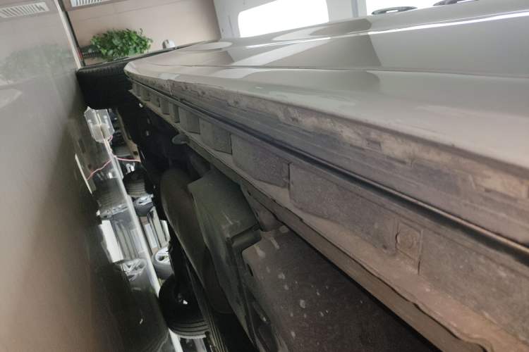 Used Toyota Vellfire 2019 Dual-Engine 2.5L HV Prestige Edition Right Side Sill