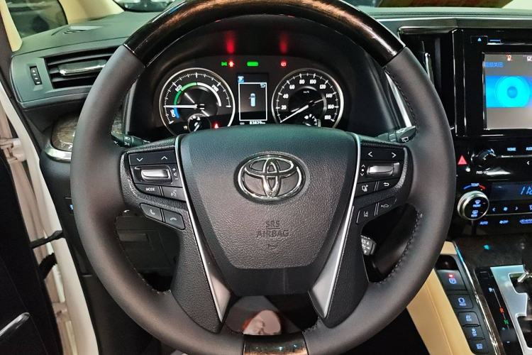 Used Toyota Vellfire 2019 Dual-Engine 2.5L HV Prestige Edition Steering Wheel
