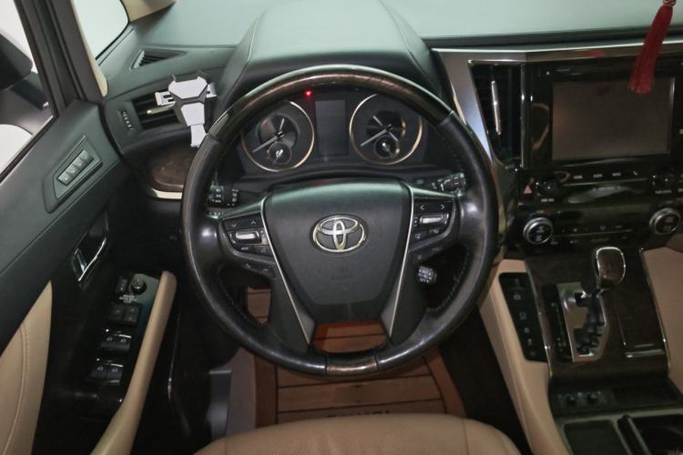 Used Toyota Vellfire 2019 Dual-Engine 2.5L HV Prestige Edition Steering Wheel