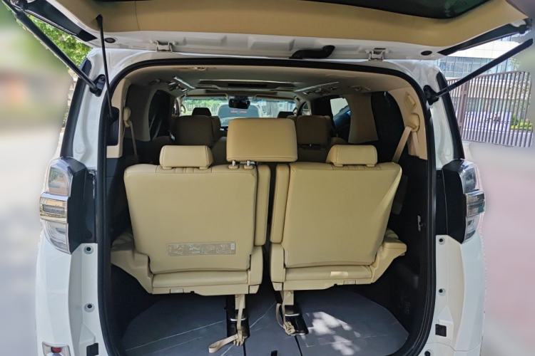 Used Toyota Vellfire 2019 Dual-Engine 2.5L HV Prestige Edition Trunk