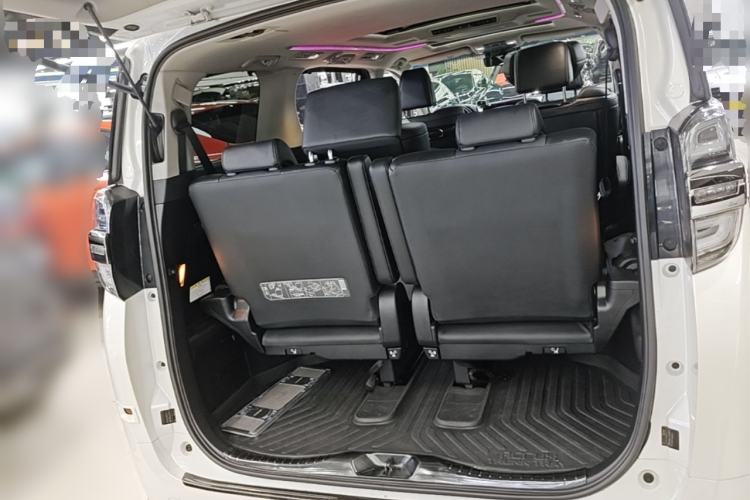 Used Toyota Vellfire 2019 Dual-Engine 2.5L HV Luxury Edition Trunk