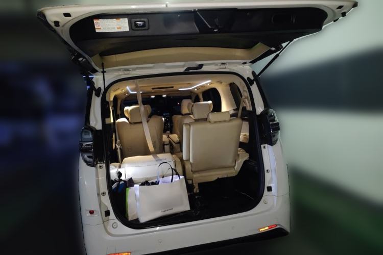 Used Toyota Vellfire 2019 Dual-Engine 2.5L HV Prestige Edition Trunk