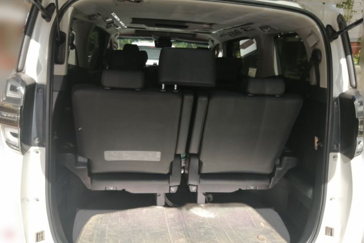 Used Toyota Vellfire 2019 Dual-Engine 2.5L HV Luxury Edition Trunk