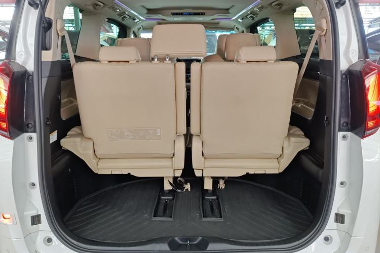 Used Toyota Vellfire 2019 Dual-Engine 2.5L HV Prestige Edition Trunk