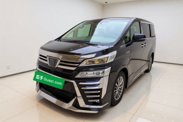 Ojetý Toyota Vellfire 2020 Dual-Engine 2.5L HV Prestige Edition