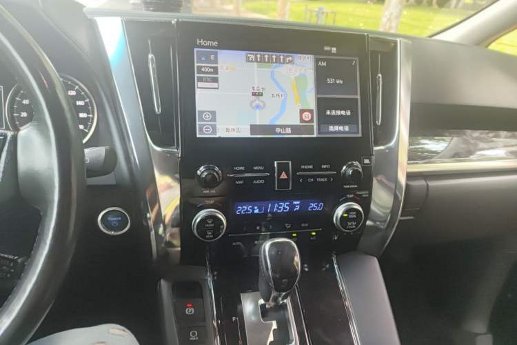 Used Toyota Vellfire 2020 Dual-Engine 2.5L HV Luxury Edition Audio And AC Panel
