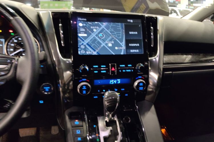 Used Toyota Vellfire 2020 Dual-Engine 2.5L HV Luxury Edition Audio And AC Panel