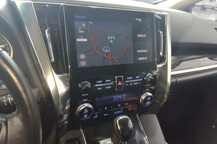 Used Toyota Vellfire 2020 Dual-Engine 2.5L HV Luxury Edition Audio And AC Panel