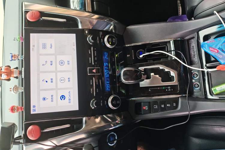 Used Toyota Vellfire 2020 Dual-Engine 2.5L HV Luxury Edition Audio And AC Panel
