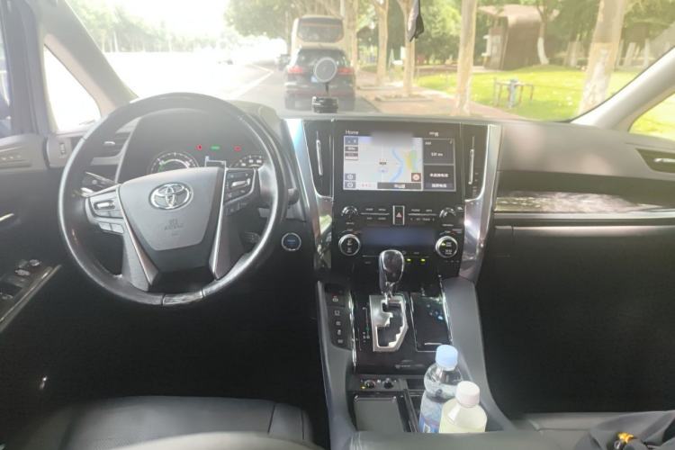 Used Toyota Vellfire 2020 Dual-Engine 2.5L HV Luxury Edition Center Console