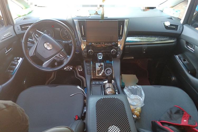 Used Toyota Vellfire 2020 Dual-Engine 2.5L HV Luxury Edition Center Console