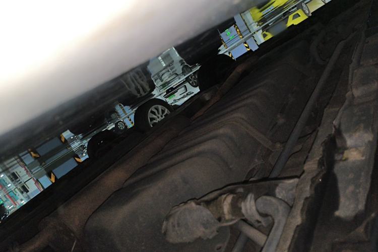 Used Toyota Vellfire 2020 Dual-Engine 2.5L HV Prestige Edition Chassis Rear Left