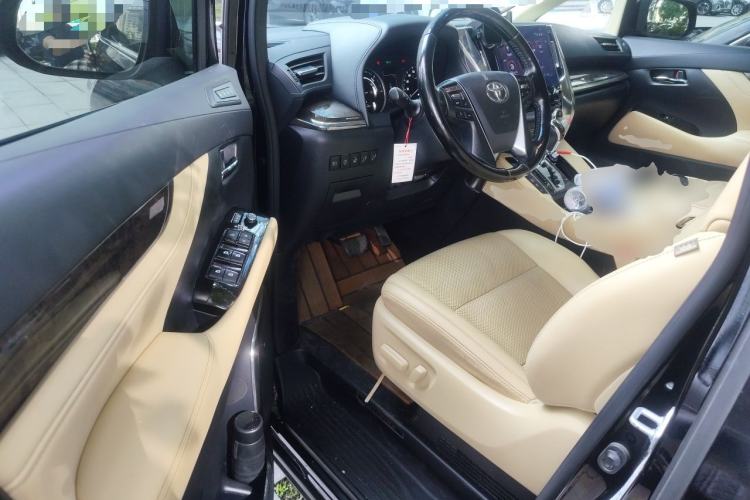 Used Toyota Vellfire 2020 Dual-Engine 2.5L HV Prestige Edition Driver Seat