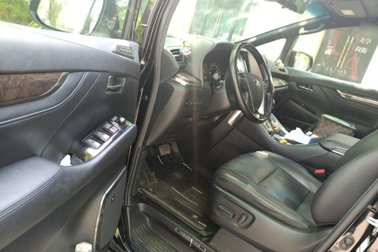 Used Toyota Vellfire 2020 Dual-Engine 2.5L HV Prestige Edition Driver Seat