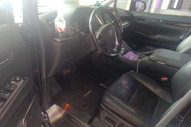 Used Toyota Vellfire 2020 Dual-Engine 2.5L HV Luxury Edition Driver Seat