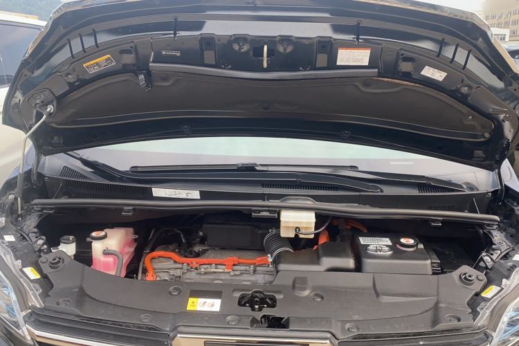 Used Toyota Vellfire 2020 Dual-Engine 2.5L HV Luxury Edition Engine Bay