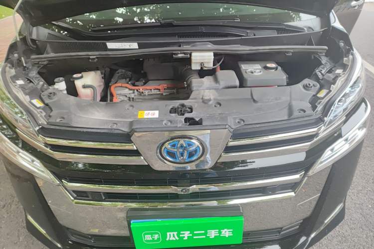 Used Toyota Vellfire 2020 Dual-Engine 2.5L HV Luxury Edition Engine Bay