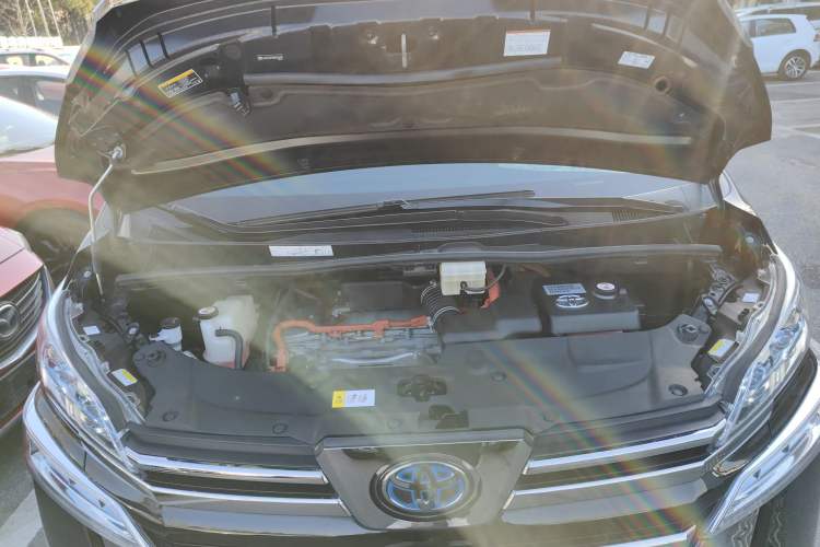Used Toyota Vellfire 2020 Dual-Engine 2.5L HV Luxury Edition Engine Bay