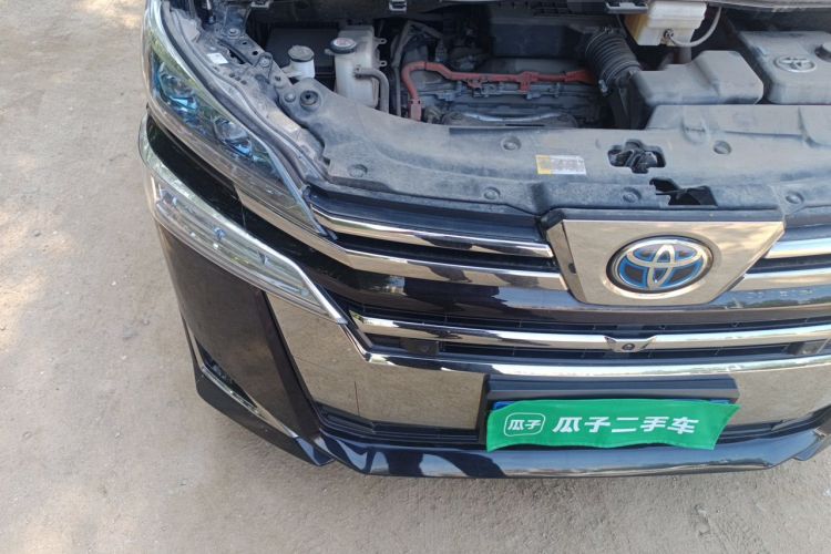 Used Toyota Vellfire 2020 Dual-Engine 2.5L HV Luxury Edition Engine Bay Right