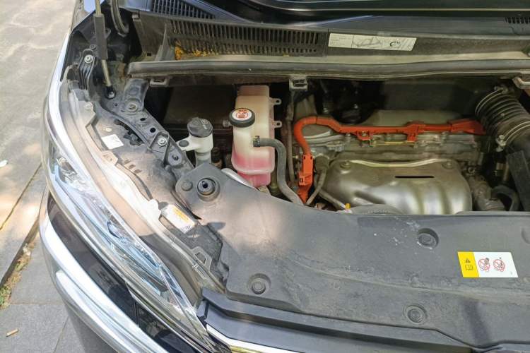 Used Toyota Vellfire 2020 Dual-Engine 2.5L HV Prestige Edition Engine Bay Right