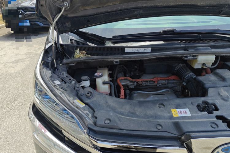 Used Toyota Vellfire 2020 Dual-Engine 2.5L HV Prestige Edition Engine Bay Right