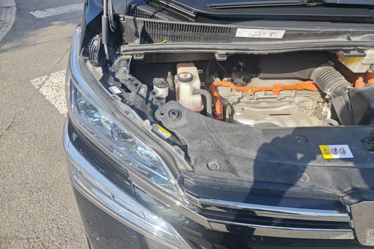 Used Toyota Vellfire 2020 Dual-Engine 2.5L HV Prestige Edition Engine Bay Right