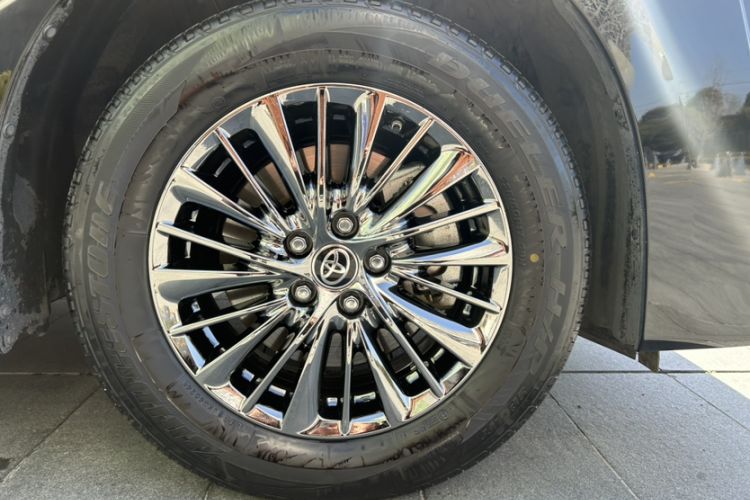 Used Toyota Vellfire 2020 Dual-Engine 2.5L Black Gold Limited Edition Exterior 1