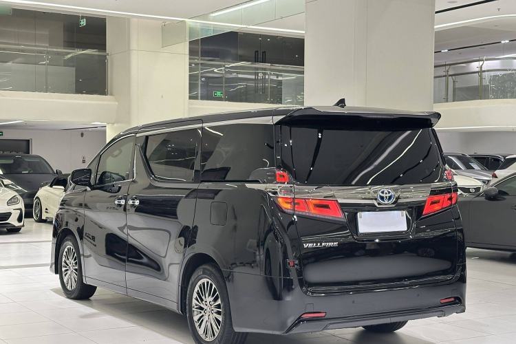 Used Toyota Vellfire 2020 Dual-Engine 2.5L HV Luxury Edition Exterior 4