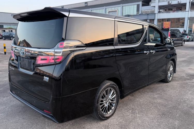 Used Toyota Vellfire 2020 Dual-Engine 2.5L HV Luxury Edition Exterior 5