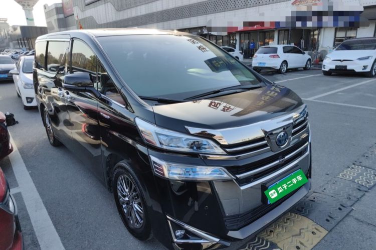 Used Toyota Vellfire 2020 Dual-Engine 2.5L HV Luxury Edition Front Right 45 Deg