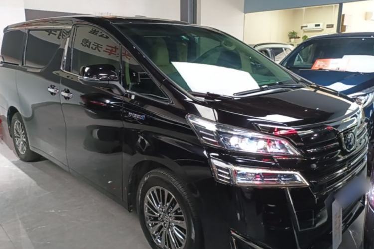 Used Toyota Vellfire 2020 Dual-Engine 2.5L HV Prestige Edition Front Right 45 Deg